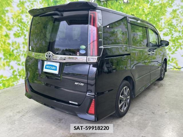 Toyota NOAH 2020-01 7820961-2
