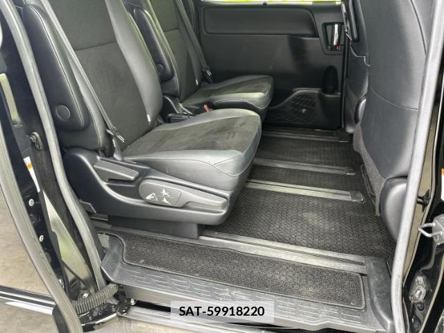 Toyota NOAH 2020-01 7820961-4