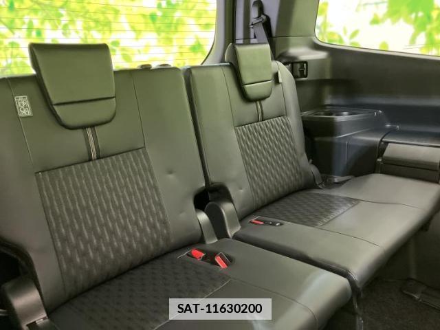 Toyota NOAH 2025-05 7820994-5
