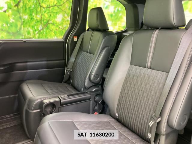 Toyota NOAH 2025-05 7820994-7