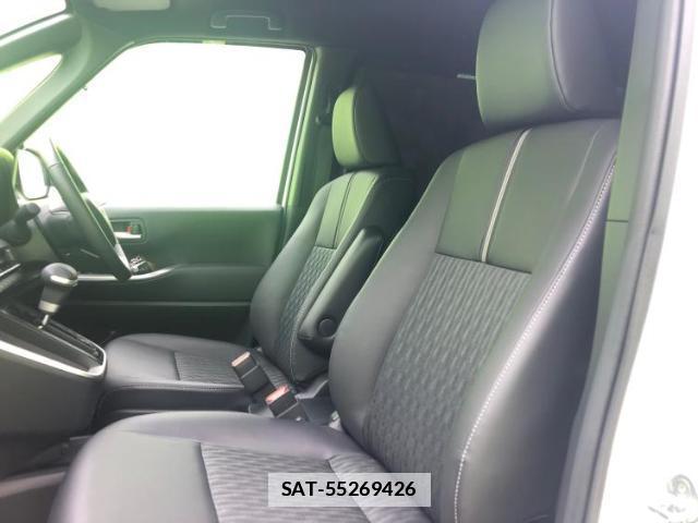 Toyota NOAH 2025-01 7821027-6