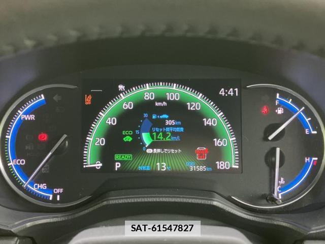 Toyota NOAH 2023-06 7821120-14