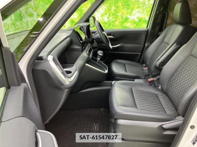 Toyota NOAH 2023-06 7821120-6