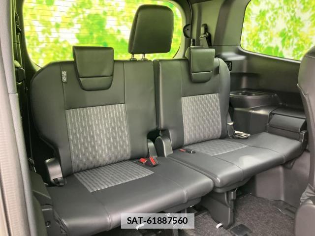 Toyota NOAH 2026-01 7821210-5