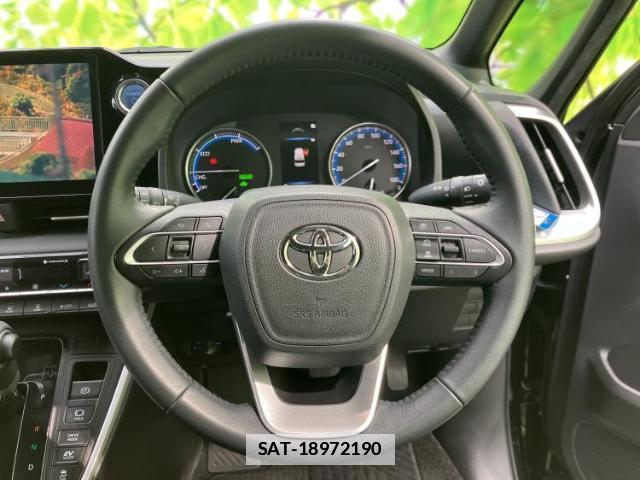 Toyota NOAH 2022-03 7821231-14