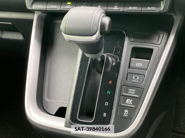 Toyota NOAH 2022-10 7821495-17