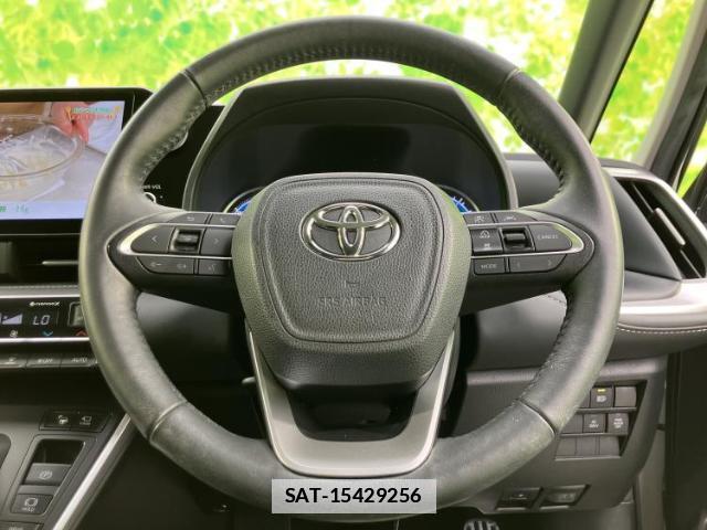 Toyota NOAH 2022-09 7821550-17