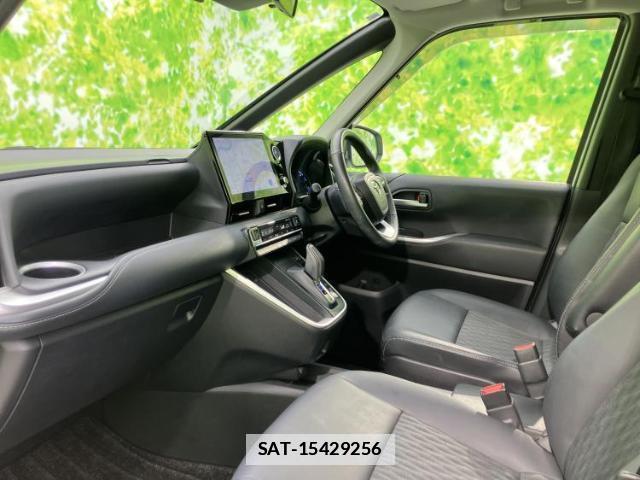 Toyota NOAH 2022-09 7821550-5