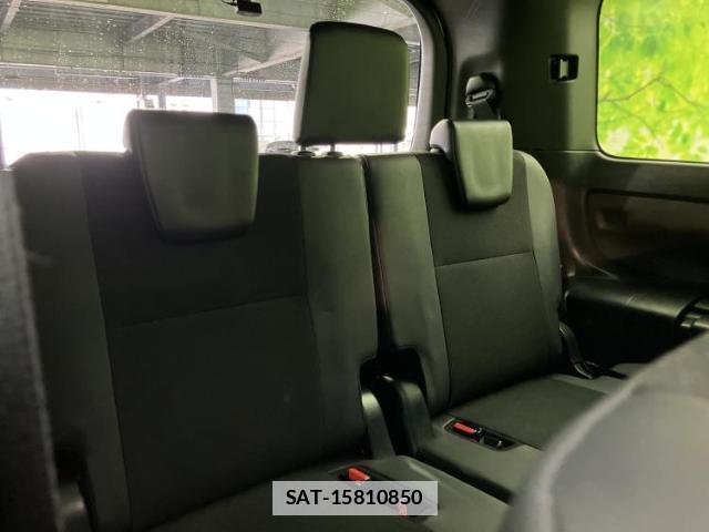 Toyota NOAH 2021-10 7821726-5