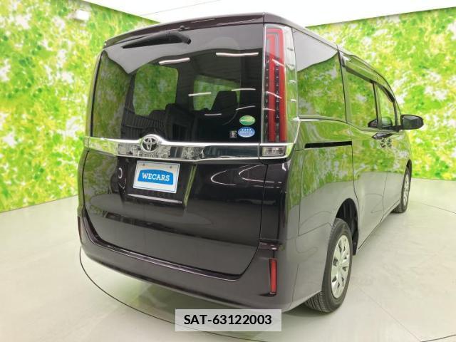 Toyota NOAH 2019-03 7821928-2
