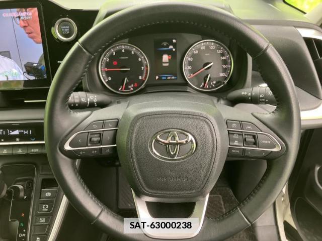 Toyota NOAH 2022-02 7821933-14