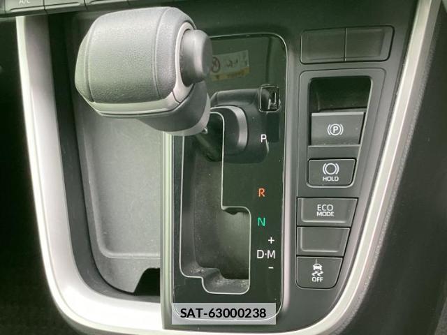 Toyota NOAH 2022-02 7821933-17
