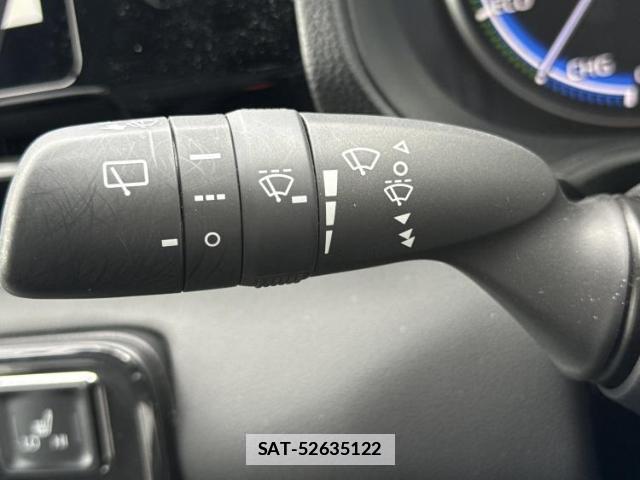 Toyota NOAH 2025-03 7821940-15