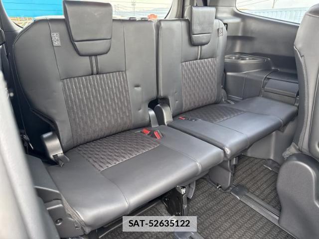 Toyota NOAH 2025-03 7821940-5