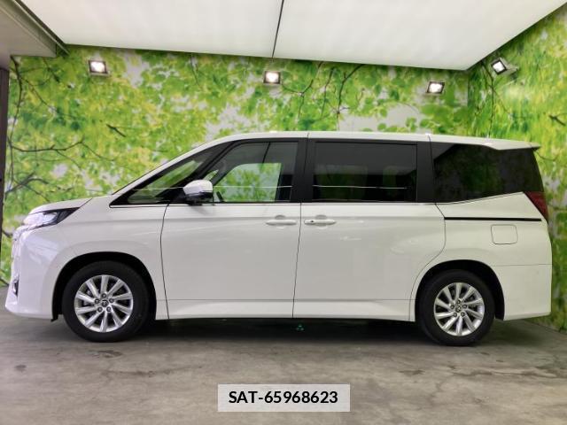 Toyota NOAH 2023-02 7822217-1