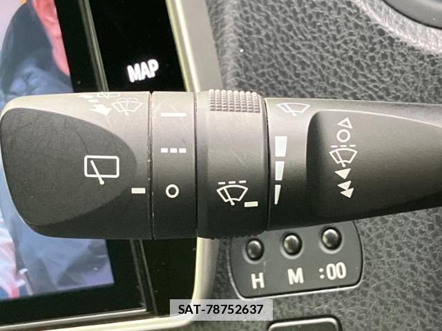 Toyota NOAH 2020-10 7822401-15