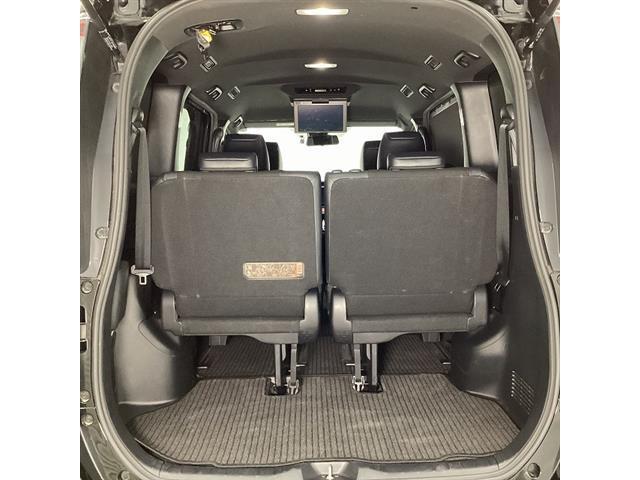 Toyota NOAH 2021-10 7822682-18