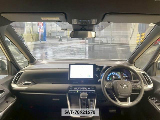 Toyota NOAH 2024-10 7822726-2