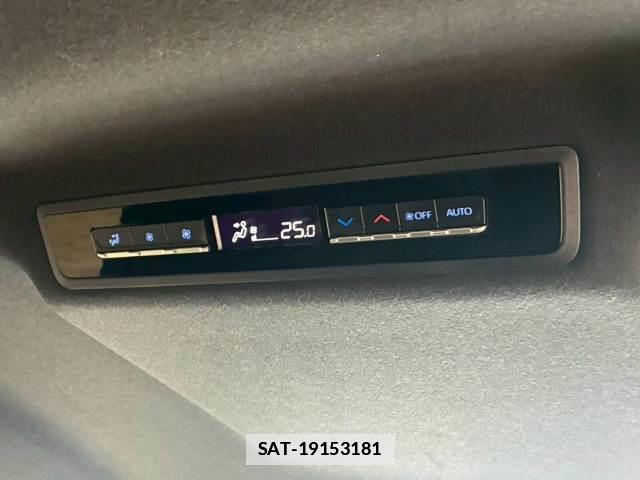Toyota NOAH 2023-04 7822727-8