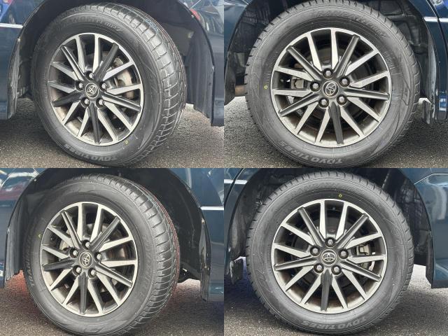 Toyota NOAH 2017-12 7822858-18
