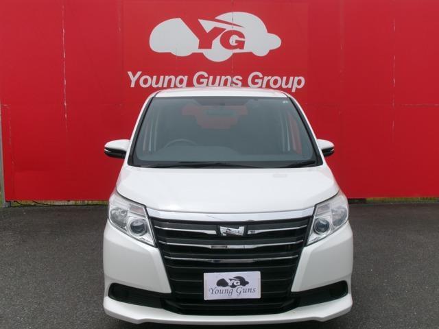 Toyota NOAH 2015-03 7823311-0