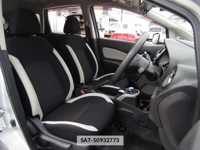 Nissan NOTE 2016-11 7812848-11