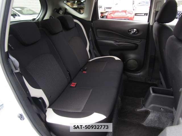Nissan NOTE 2016-11 7812848-12