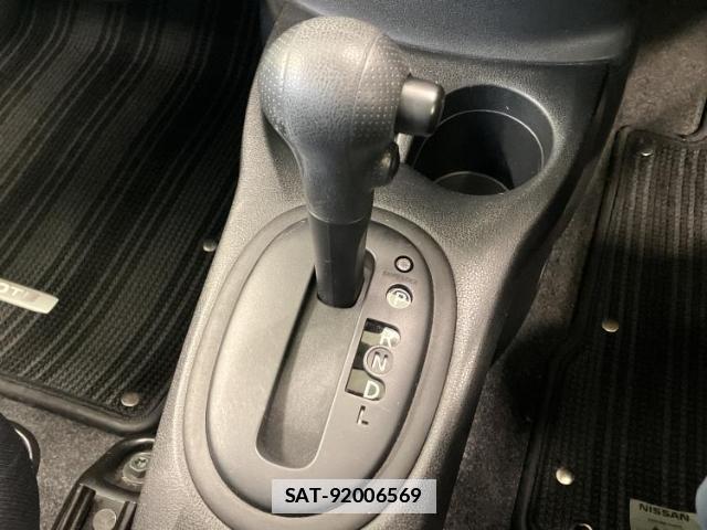 Nissan NOTE 2016-03 7813312-17
