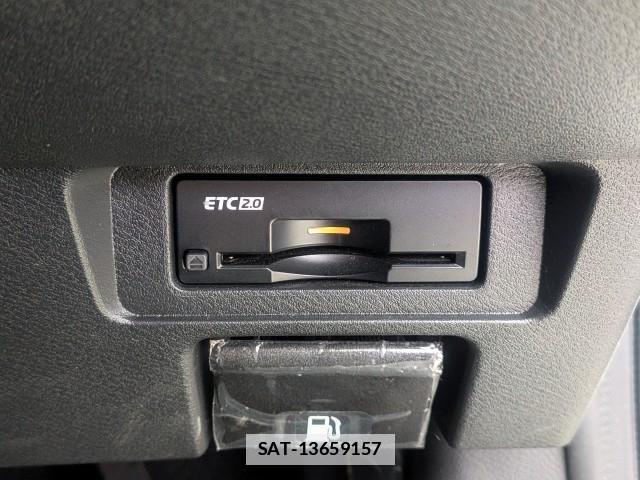 Nissan NOTE 2022-02 7813937-6