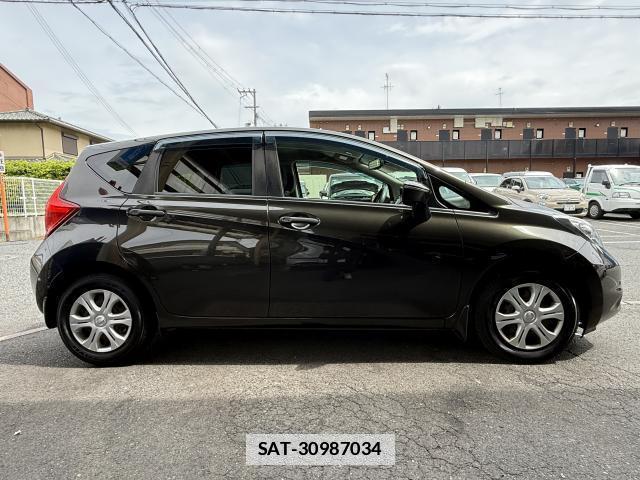 Nissan NOTE 2016-02 7815279-12