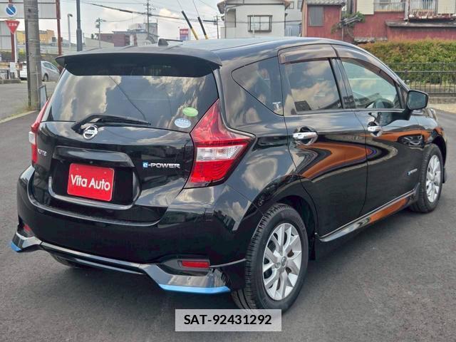Nissan NOTE 2017-09 7815460-13