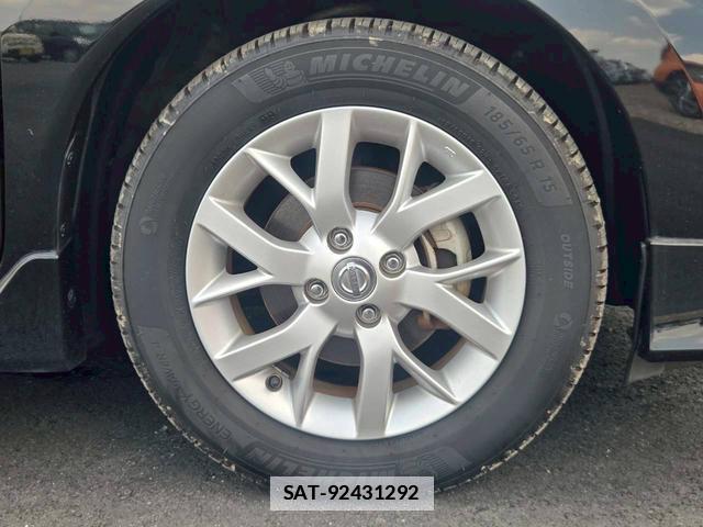 Nissan NOTE 2017-09 7815460-5