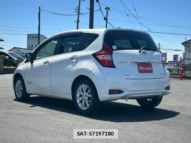 Nissan NOTE 2017-09 7815467-19