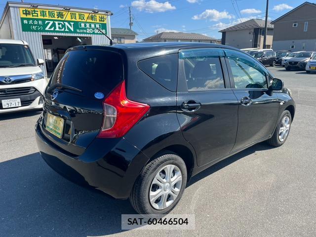 Nissan NOTE 2013-05 7816992-3