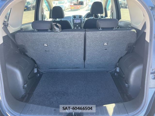 Nissan NOTE 2013-05 7816992-9
