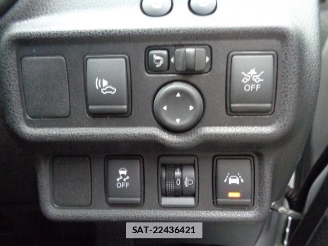 Nissan NOTE 2020-09 7817045-9