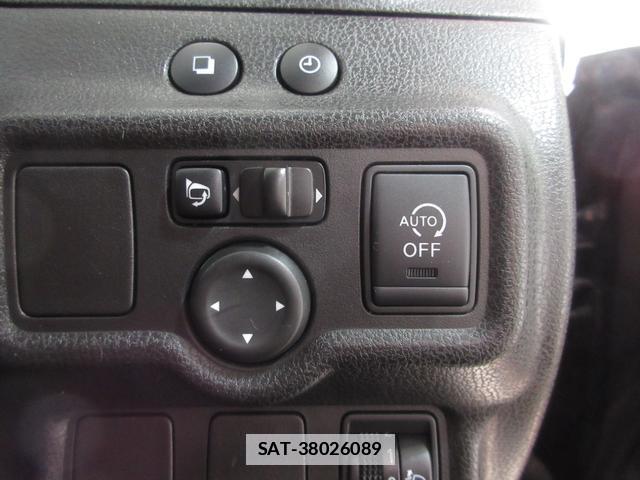 Nissan NOTE 2012-12 7818108-3