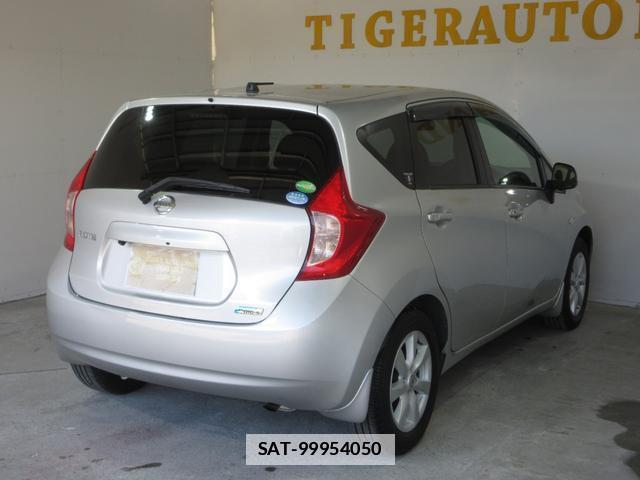 Nissan NOTE 2013-03 7818113-8