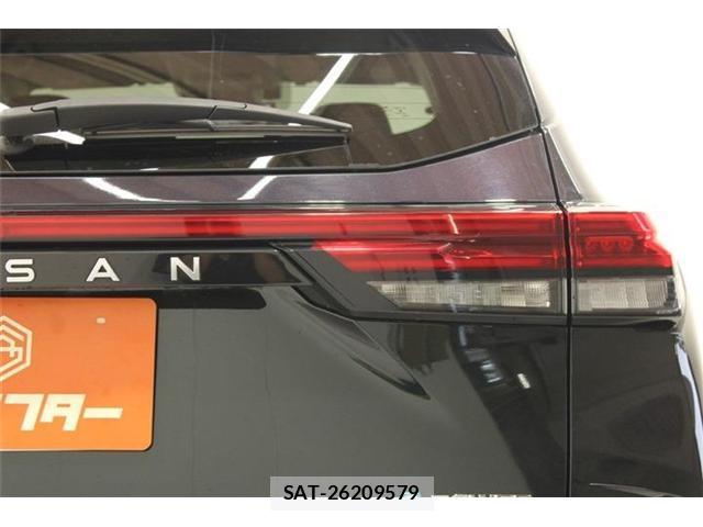 Nissan NOTE 2023-12 7818240-17