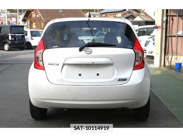 Nissan NOTE 2013-03 7819095-4