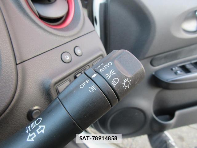 Nissan NOTE 2014-11 7819530-12