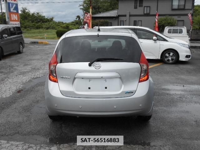 Nissan NOTE 2014-11 7820396-13