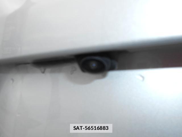 Nissan NOTE 2014-11 7820396-14