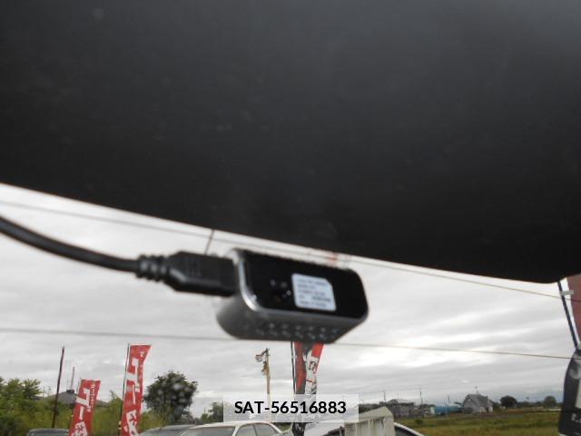 Nissan NOTE 2014-11 7820396-15