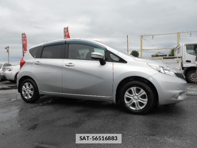 Nissan NOTE 2014-11 7820396-3
