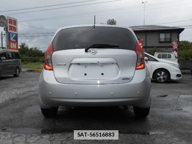 Nissan NOTE 2014-11 7820396-5
