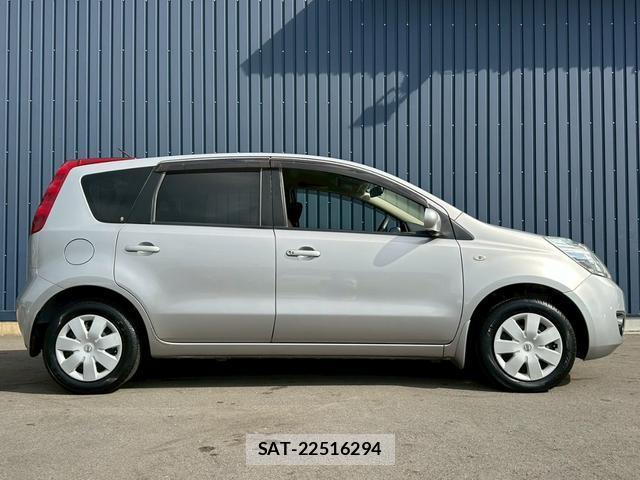 Nissan NOTE 2009-09 7820875-4