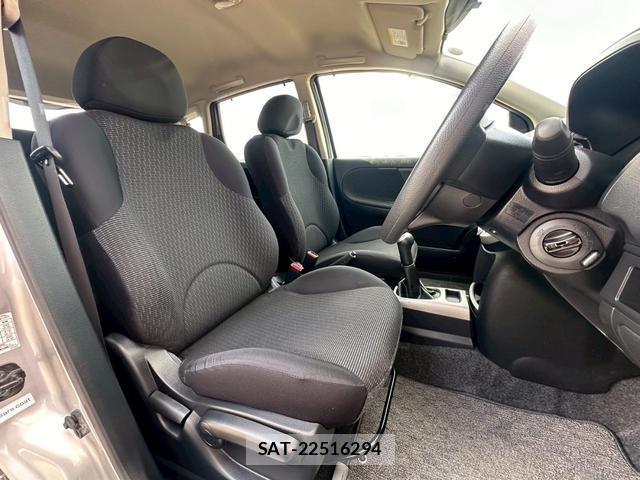 Nissan NOTE 2009-09 7820875-6