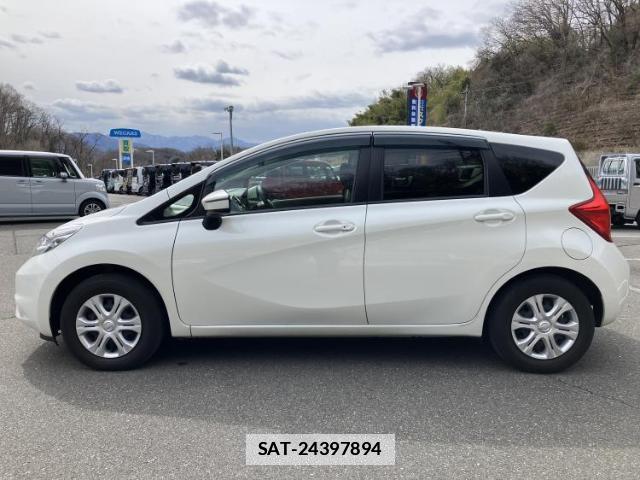 Nissan NOTE 2016-01 7820932-1