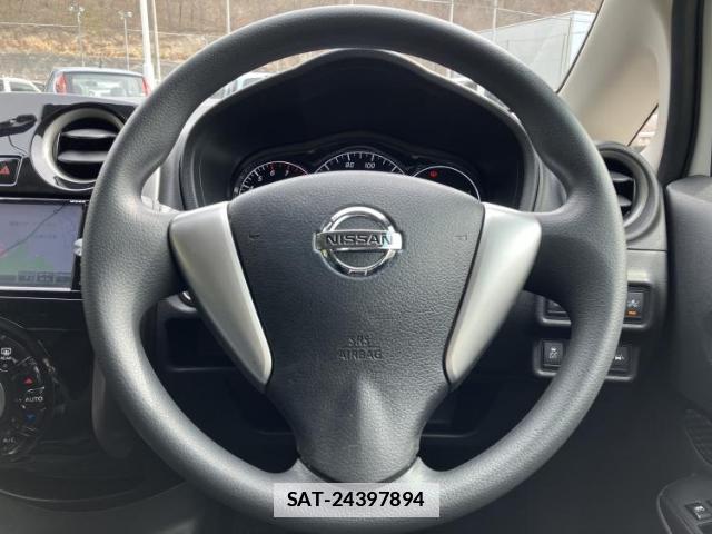 Nissan NOTE 2016-01 7820932-14
